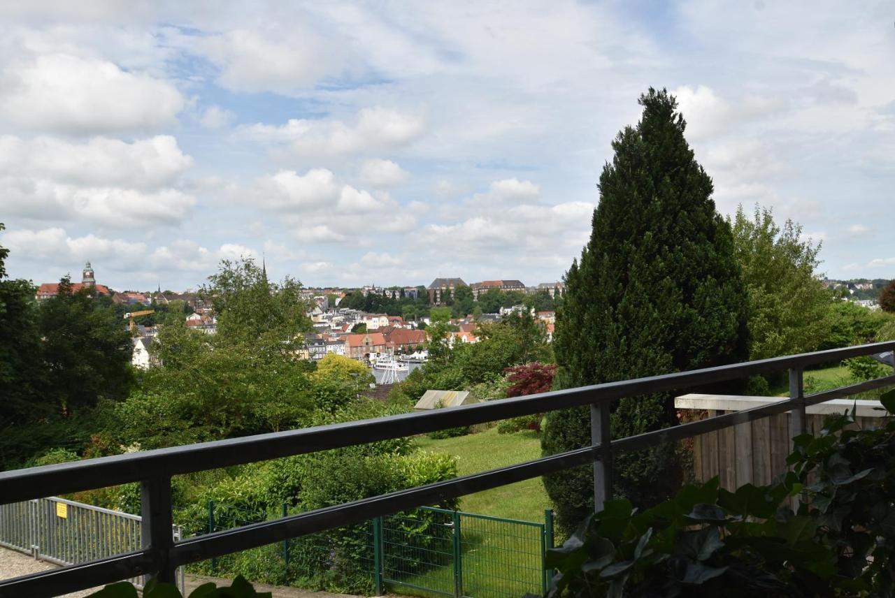 Fewo1846 - Belvedere - Behaglich Ausgestattete Wohnung Mit Balkon Und Hafenblick Flensborg Eksteriør billede